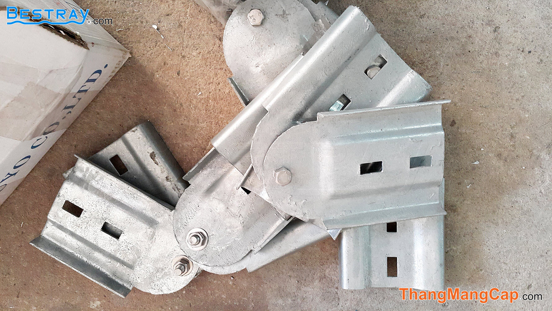 Nối ngang dạng bản lề