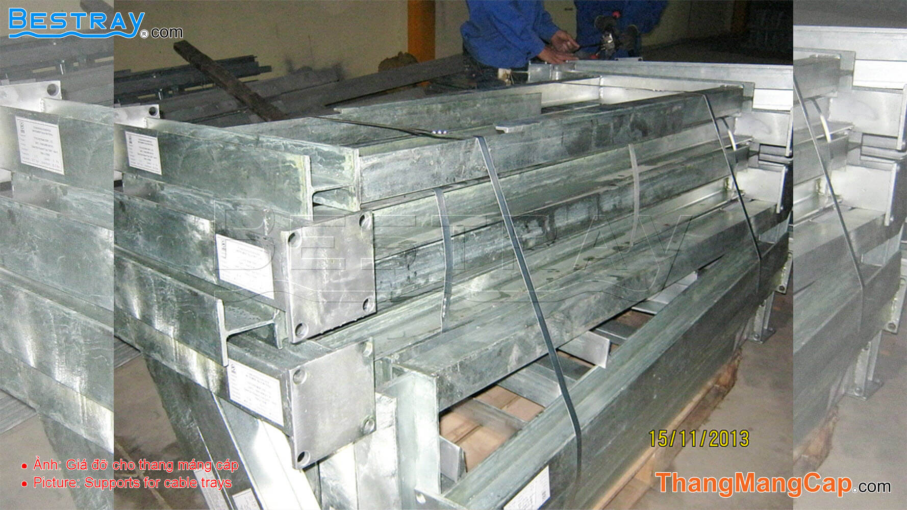 hinh-b7-8-1 giá đỡ thang cáp