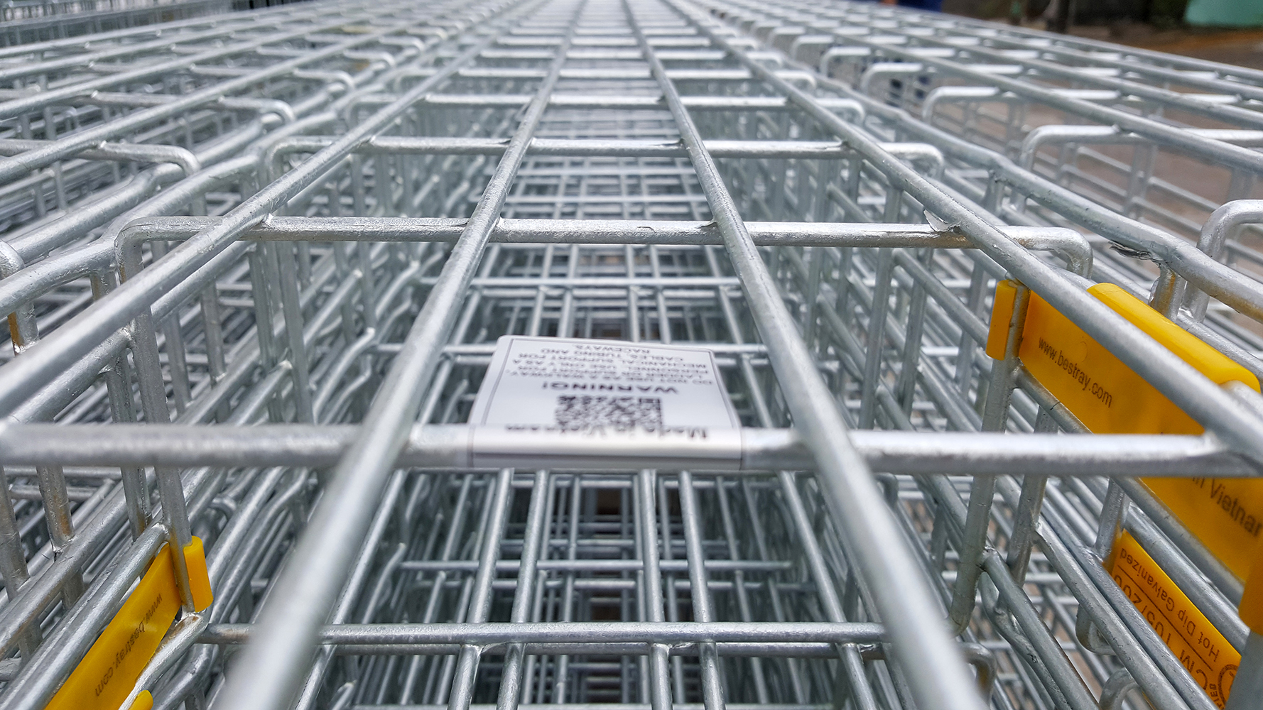 máng cáp mạ kẽm nhúng nóng