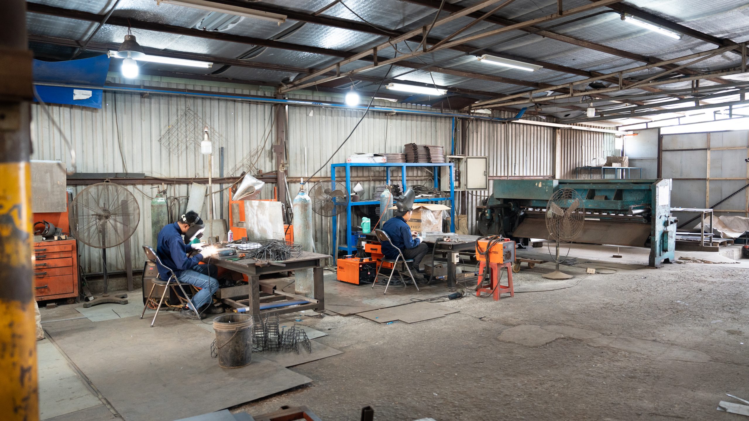 nhà xướng thang máng cáp