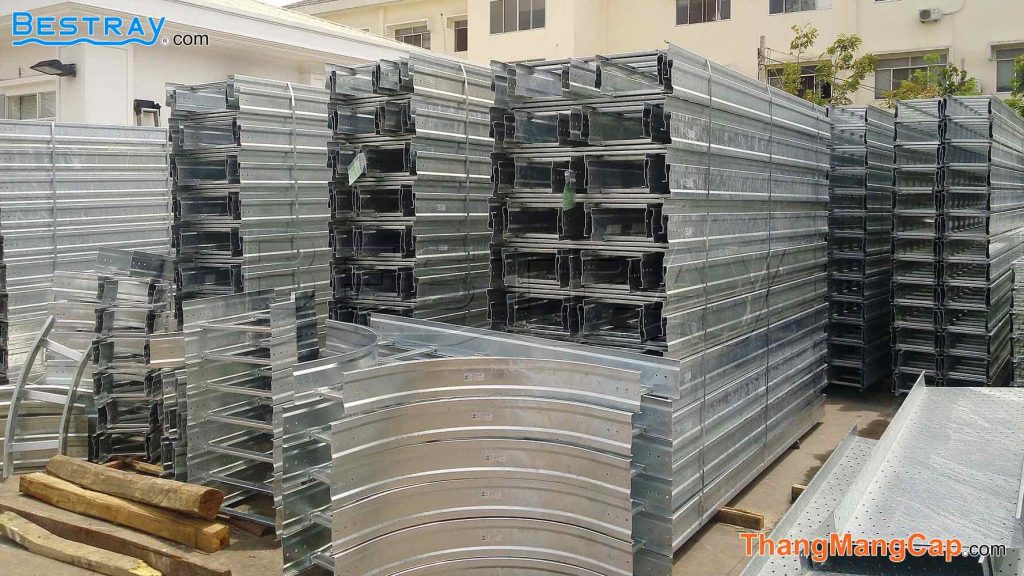 thang-cap-ma-kem-nhung-nong-1-1024x576-1 Thang cáp mạ kẽm nhúng nóng