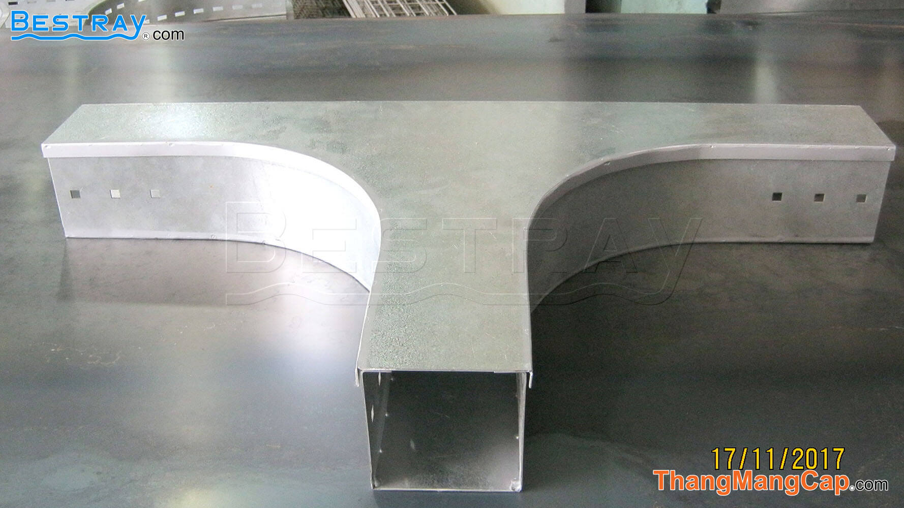 thang-mang-cap-a15-41 Ngã ba