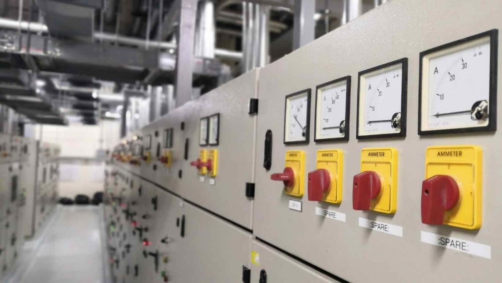 vỏ tủ điện bảo vệ hệ thống quản lý điện